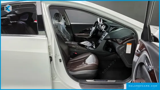 HYUNDAI GRANDEUR PREMIUM