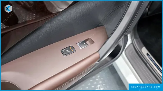 HYUNDAI GRANDEUR PREMIUM