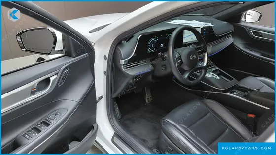 HYUNDAI GRANDEUR 3.0 LPI RENT CAR