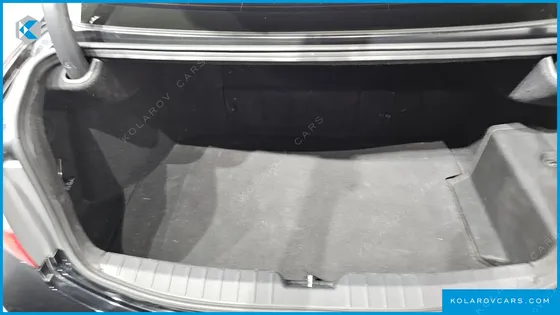 HYUNDAI GRANDEUR PREMIUM