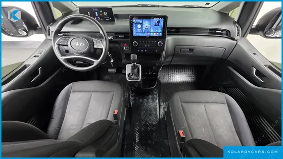 HYUNDAI STARIA CARGO 5-SEATER
