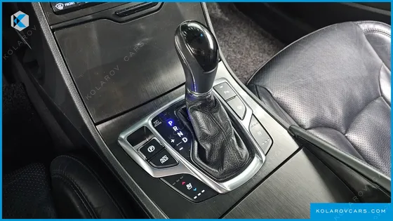 HYUNDAI GRANDEUR PREMIUM