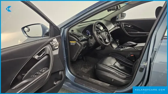 HYUNDAI GRANDEUR PREMIUM