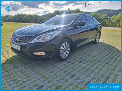 HYUNDAI GRANDEUR PREMIUM