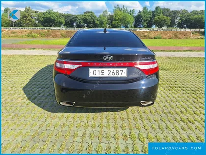 HYUNDAI GRANDEUR PREMIUM