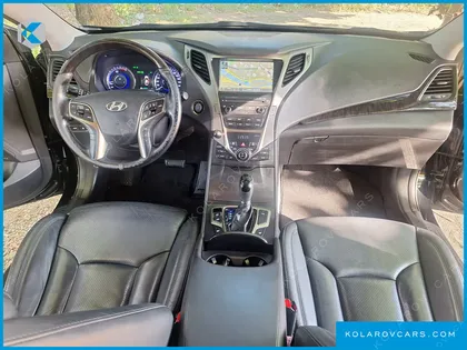 HYUNDAI GRANDEUR PREMIUM