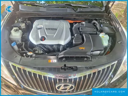 HYUNDAI GRANDEUR PREMIUM