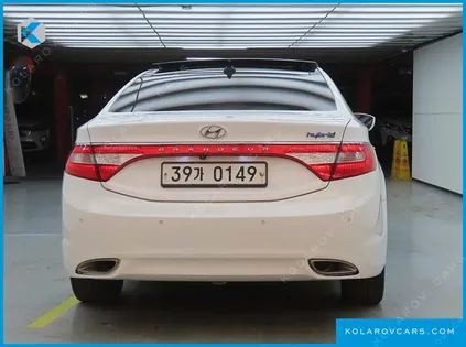 HYUNDAI GRANDEUR PREMIUM