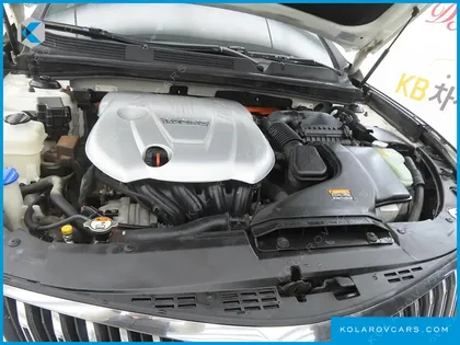 HYUNDAI GRANDEUR PREMIUM