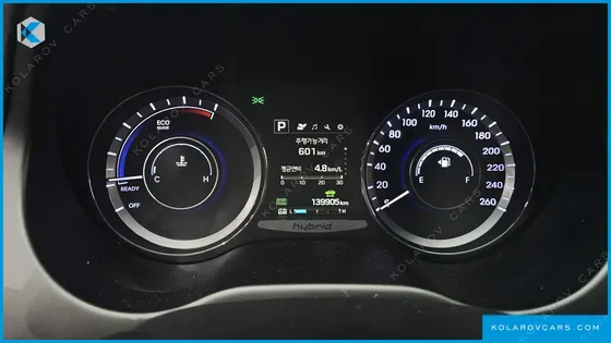 HYUNDAI GRANDEUR PREMIUM