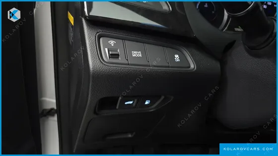 HYUNDAI GRANDEUR PREMIUM