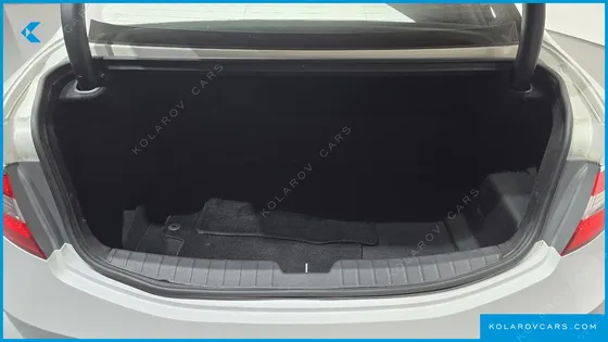 HYUNDAI GRANDEUR PREMIUM