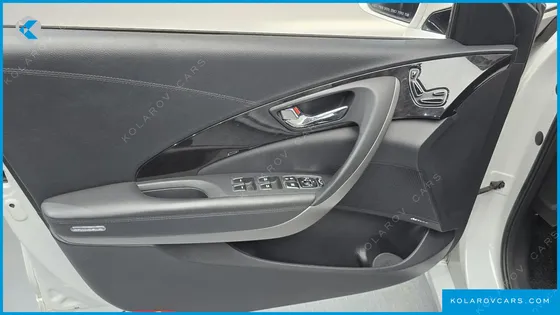 HYUNDAI GRANDEUR PREMIUM
