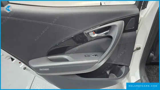 HYUNDAI GRANDEUR PREMIUM