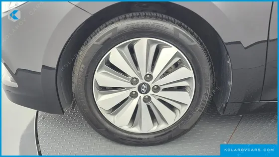HYUNDAI GRANDEUR PREMIUM
