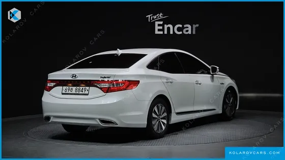 HYUNDAI GRANDEUR PREMIUM
