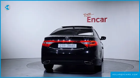 HYUNDAI GRANDEUR PREMIUM