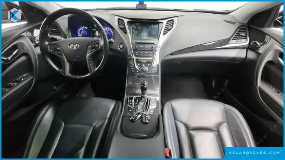 HYUNDAI GRANDEUR PREMIUM