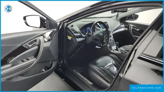 HYUNDAI GRANDEUR PREMIUM