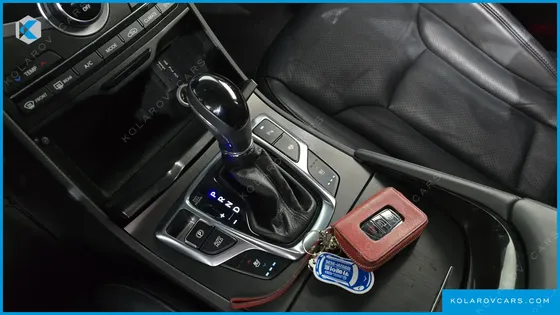 HYUNDAI GRANDEUR PREMIUM