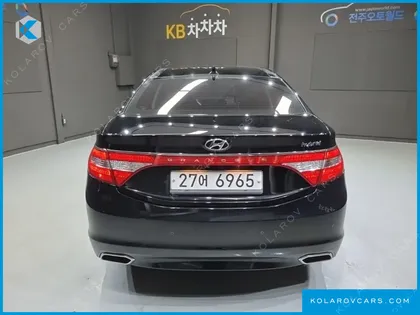 HYUNDAI GRANDEUR PREMIUM