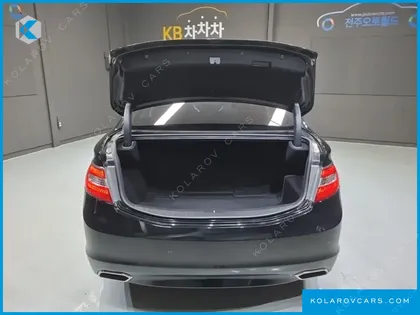 HYUNDAI GRANDEUR PREMIUM