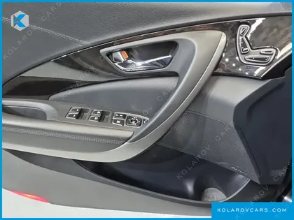 HYUNDAI GRANDEUR PREMIUM