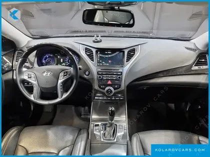 HYUNDAI GRANDEUR PREMIUM