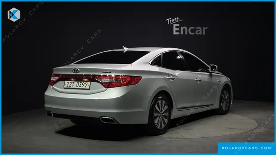HYUNDAI GRANDEUR PREMIUM