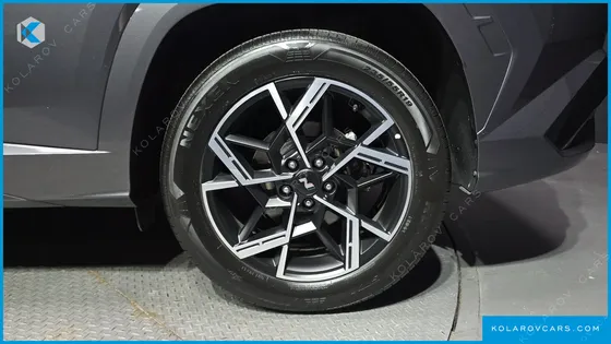 HYUNDAI TUCSON DIESEL 2.0 2WD