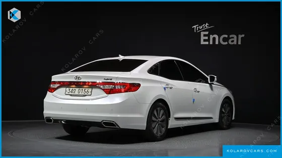 HYUNDAI GRANDEUR PREMIUM COLLECTION