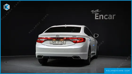 HYUNDAI GRANDEUR PREMIUM COLLECTION