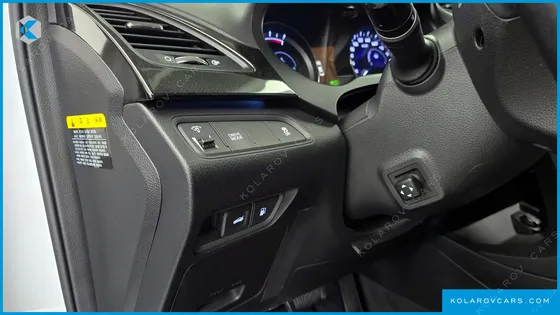 HYUNDAI GRANDEUR PREMIUM COLLECTION