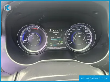 HYUNDAI GRANDEUR PREMIUM