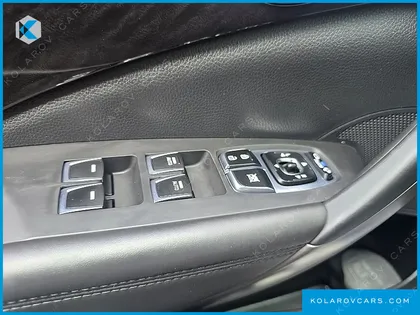 HYUNDAI GRANDEUR PREMIUM