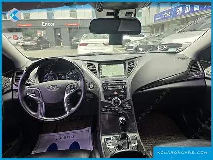 HYUNDAI GRANDEUR PREMIUM