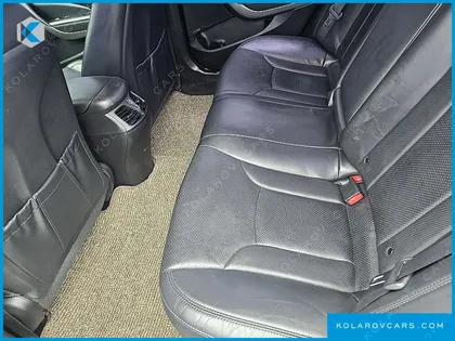 HYUNDAI GRANDEUR PREMIUM