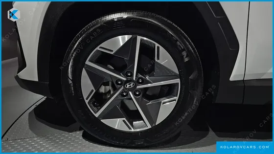 HYUNDAI TUCSON GASOLINE 1.6 TURBO 2WD
