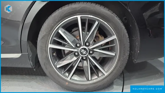 HYUNDAI GRANDEUR 2.5