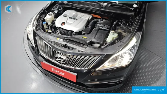 HYUNDAI GRANDEUR PREMIUM
