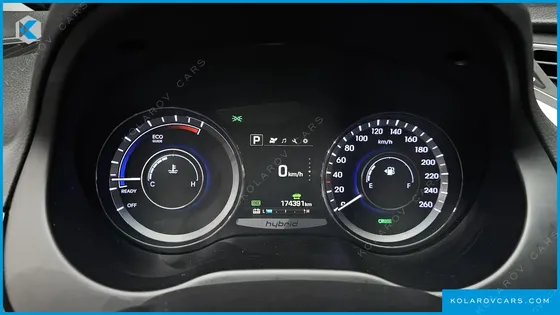 HYUNDAI GRANDEUR PREMIUM