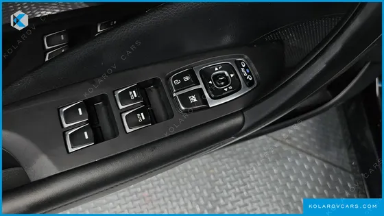 HYUNDAI GRANDEUR PREMIUM
