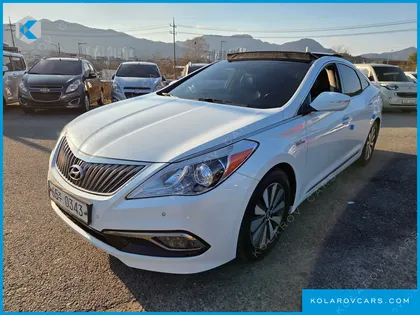 HYUNDAI GRANDEUR PREMIUM