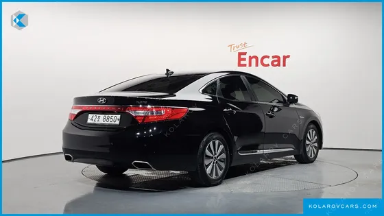 HYUNDAI GRANDEUR PREMIUM