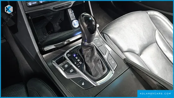 HYUNDAI GRANDEUR PREMIUM