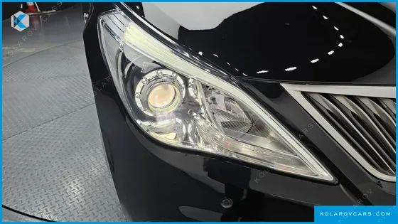 HYUNDAI GRANDEUR PREMIUM