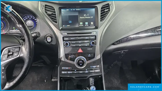 HYUNDAI GRANDEUR PREMIUM