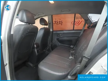 KIA CARENS LPI 2.0 GLX