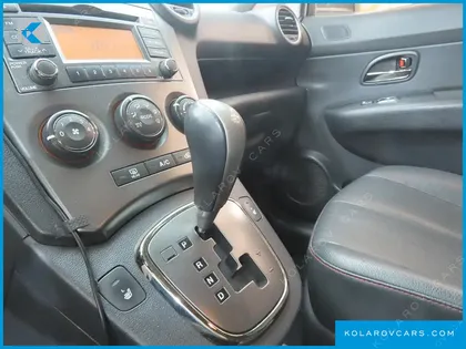 KIA CARENS LPI 2.0 GLX