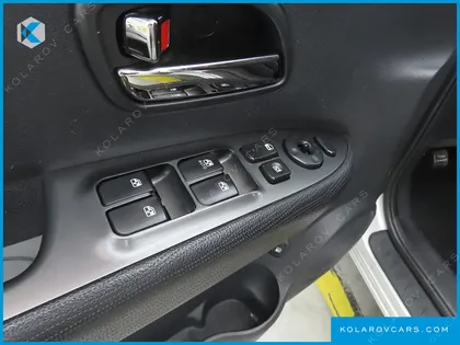 KIA CARENS LPI 2.0 GLX